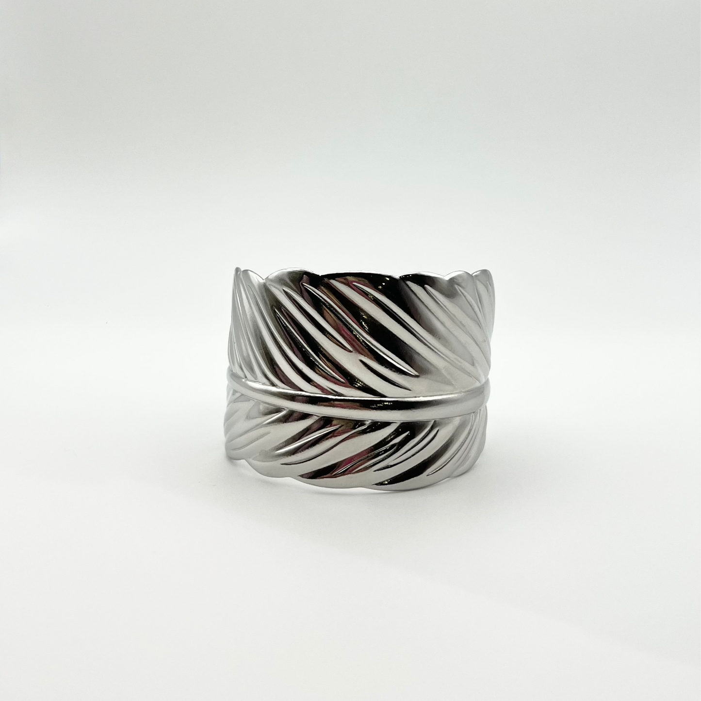 Leaf cuff
